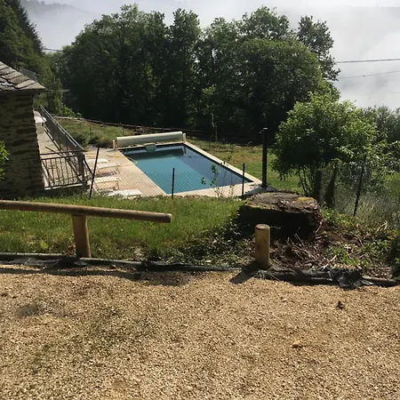 Holiday home Secadou Castanial *